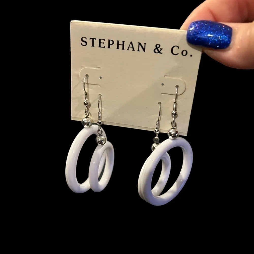 Stephan & Co. White a Retro Style White Double Pair Round Pierced Earrings
